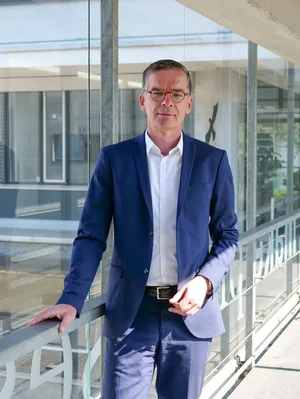 Dr. Jörg Ulrich, CEO of Qlar Group